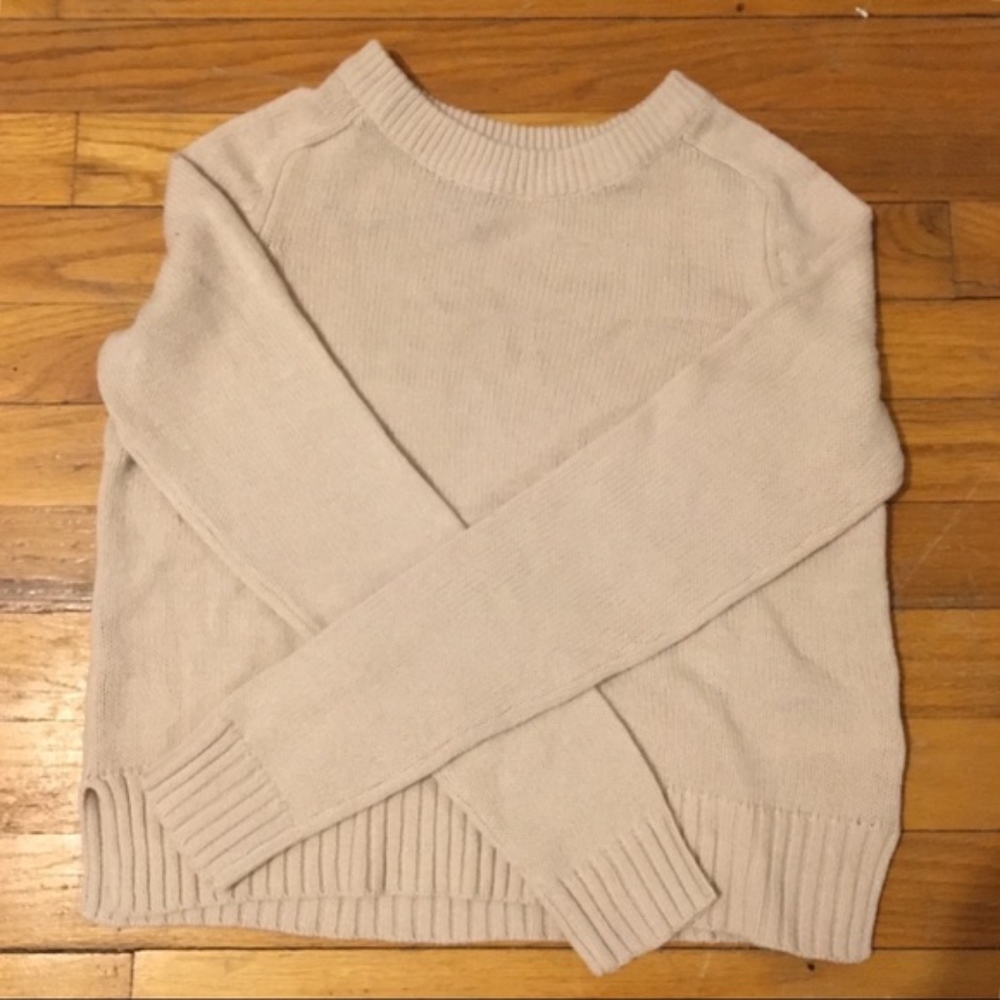 Very light pale pink sweater. H&M